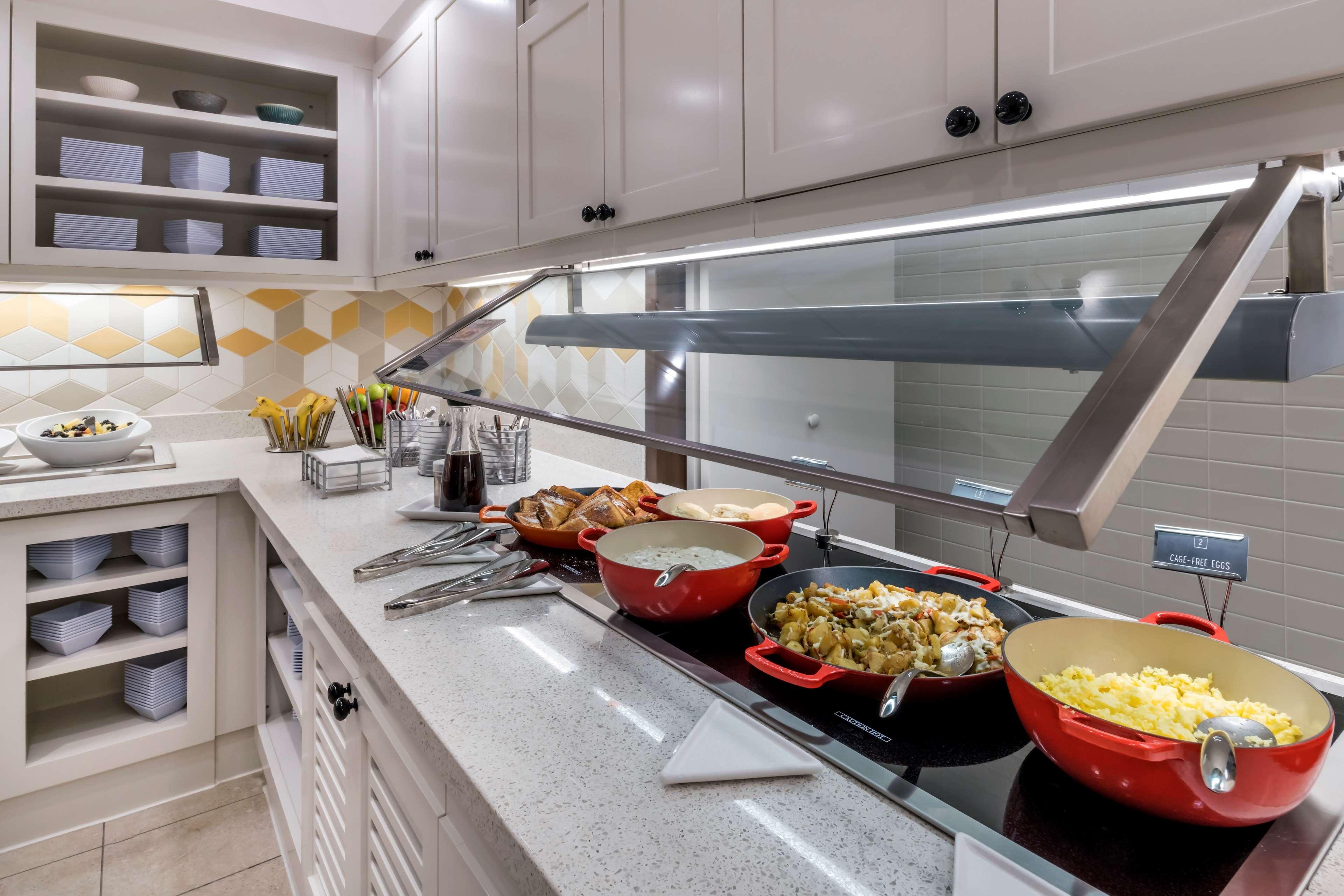 Hyatt Place Marlborough/Apex Center Ngoại thất bức ảnh